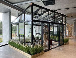Modern Greenhouse by Janssens