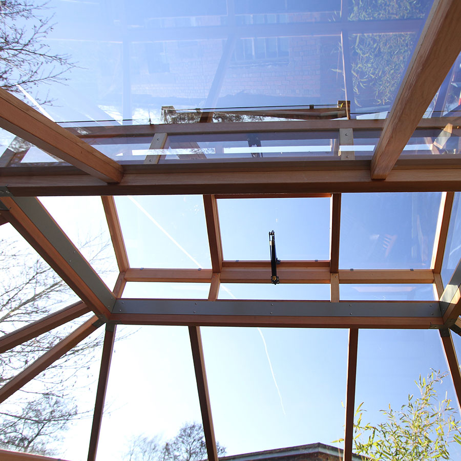 Roof box in Octagonal cedar greenhouse by Alton