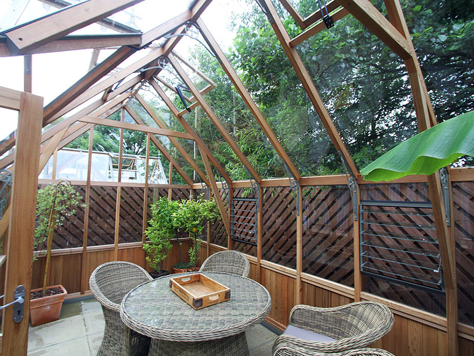 Cambridge cedar greenhouse by Alton