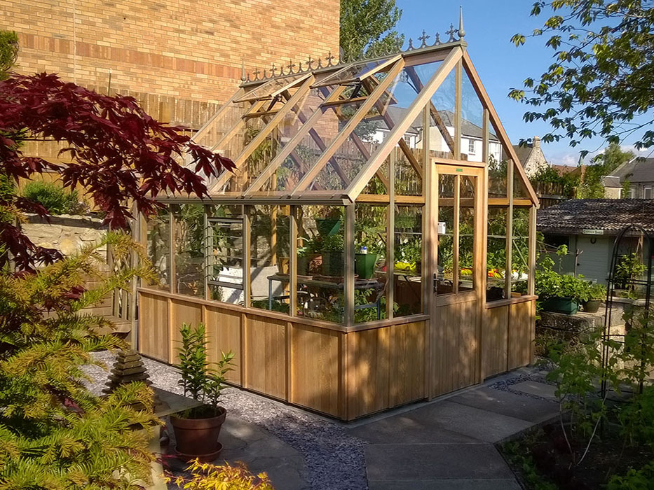 Cheltenham cedar greenhouse by Alton