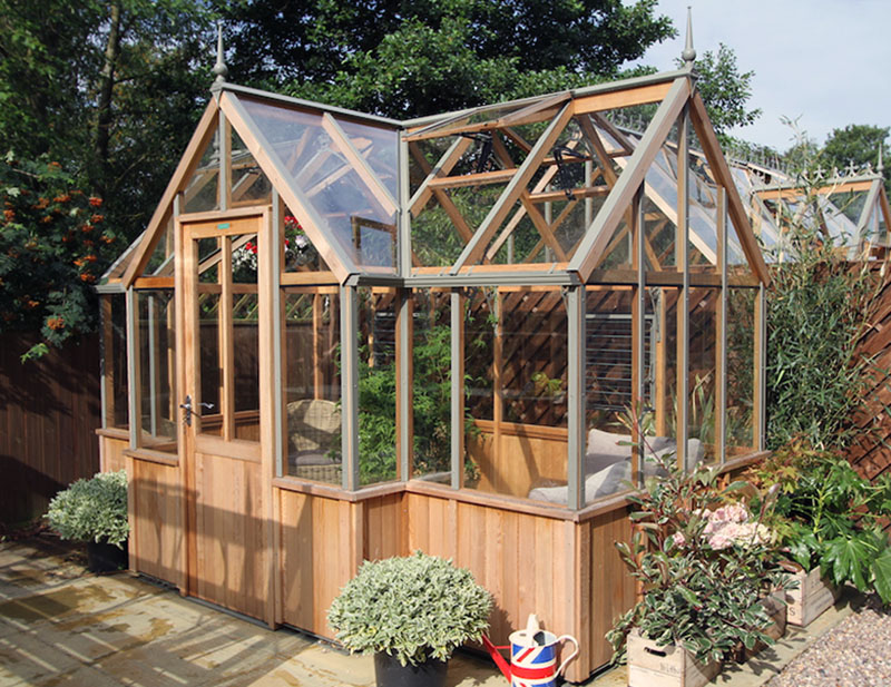 Durham cedar greenhouse by Alton