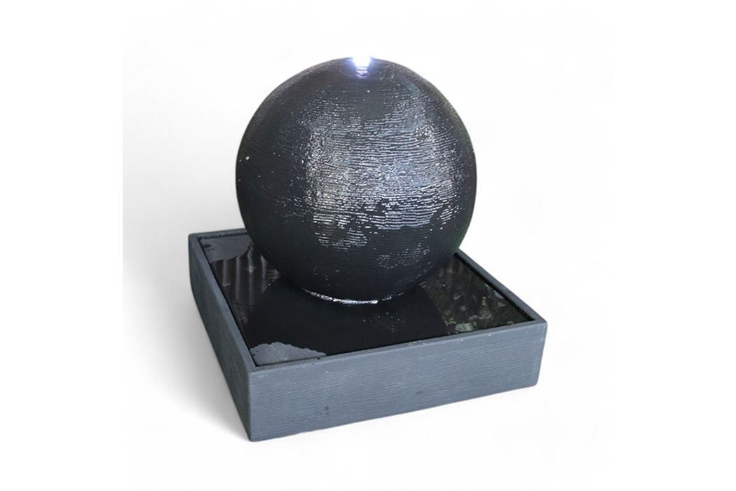 luna ball fountain