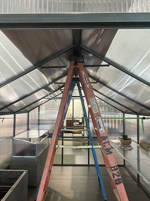 nelke pro 4 greenhouse Interior roof strengthening turnbuckle