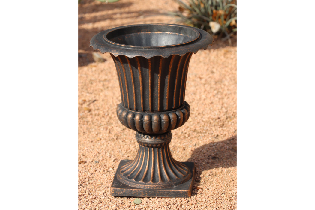 imperial urn planter set